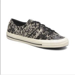 NWT Converse All Star Low Top Shoes